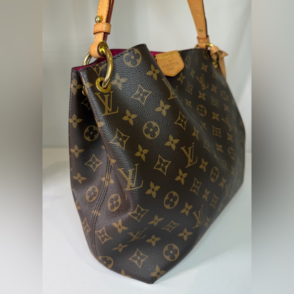 Louis Vuitton Monogram Graceful PM (small one)
Pivoine Interior - Picture 3 of 17